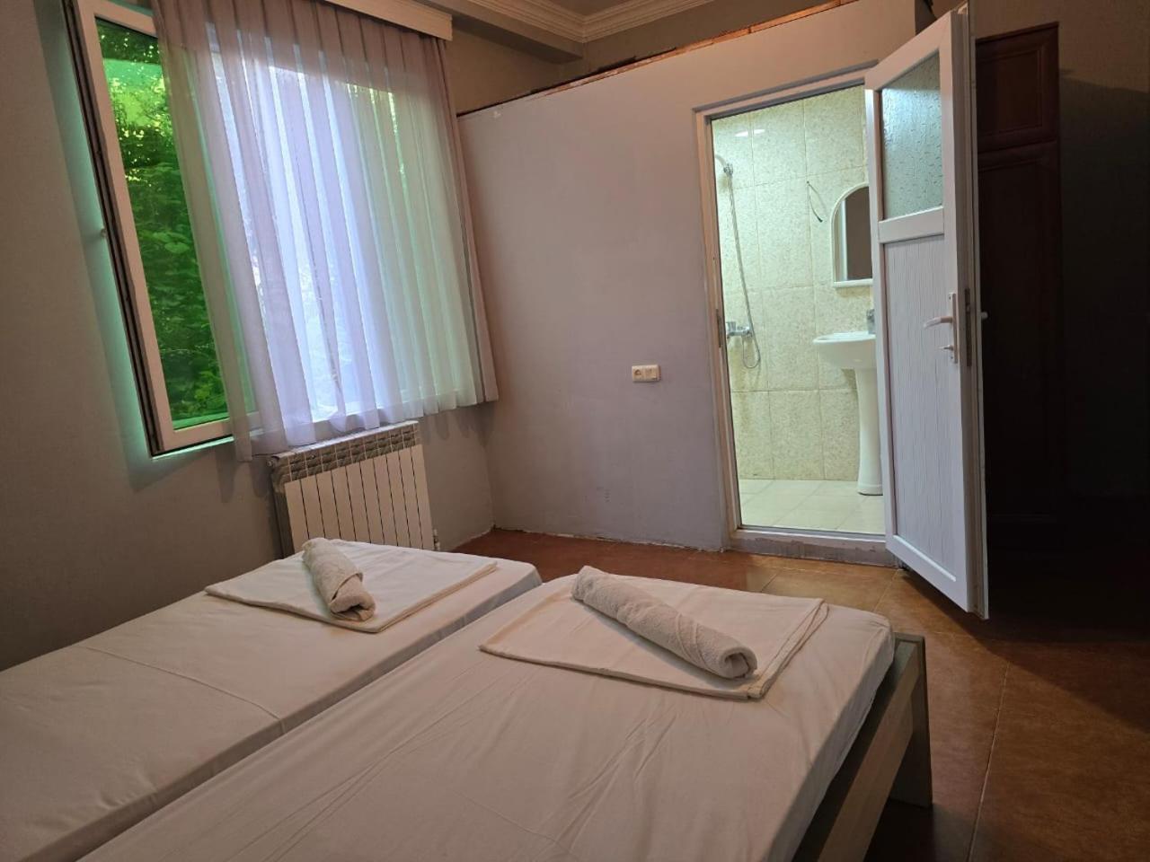 Mziuri Cozy Guesthouse Kobuleti Exterior foto