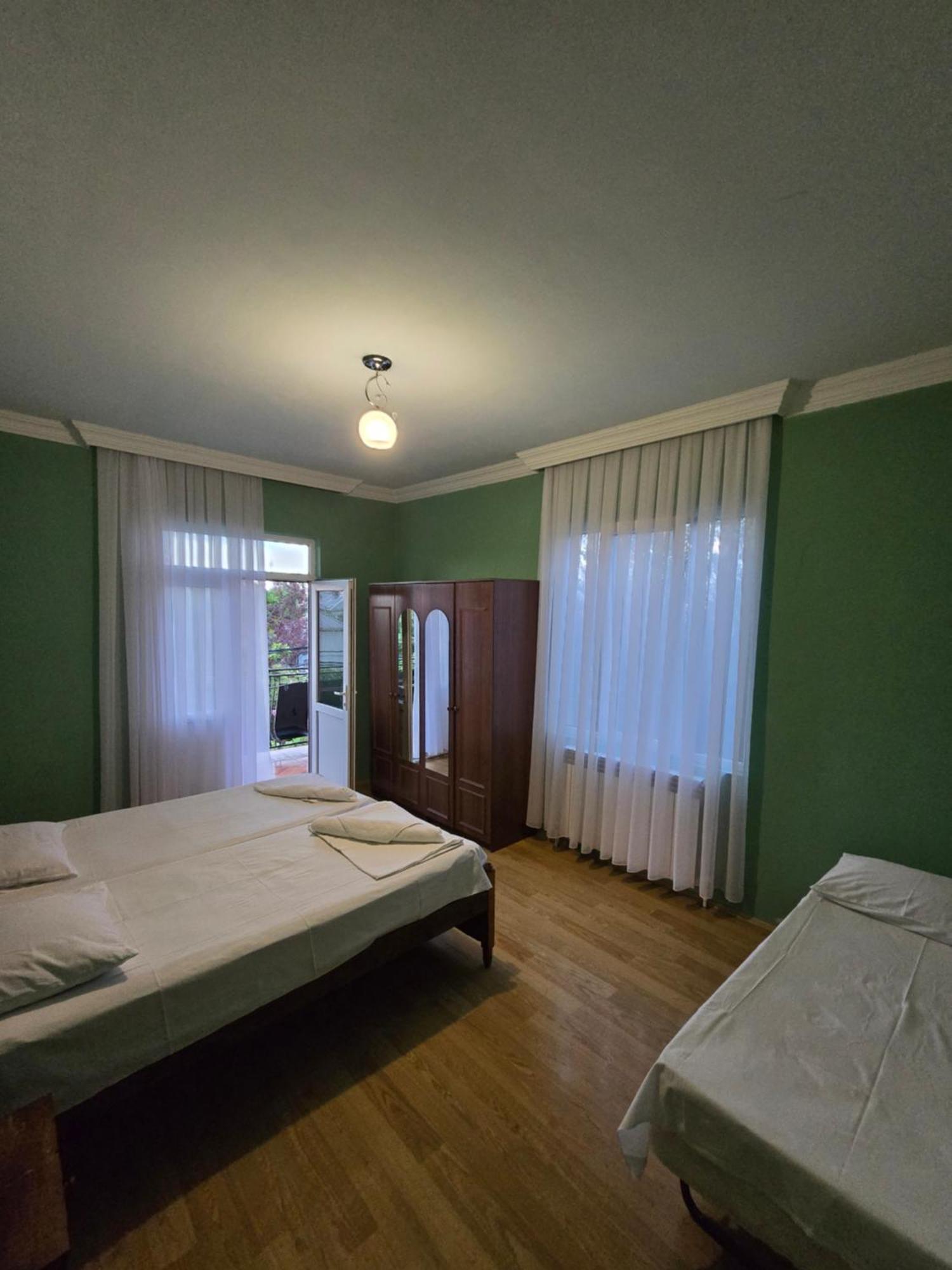 Mziuri Cozy Guesthouse Kobuleti Exterior foto